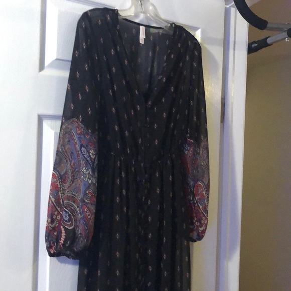 Boho Maxi Dress - Picture 3 of 4